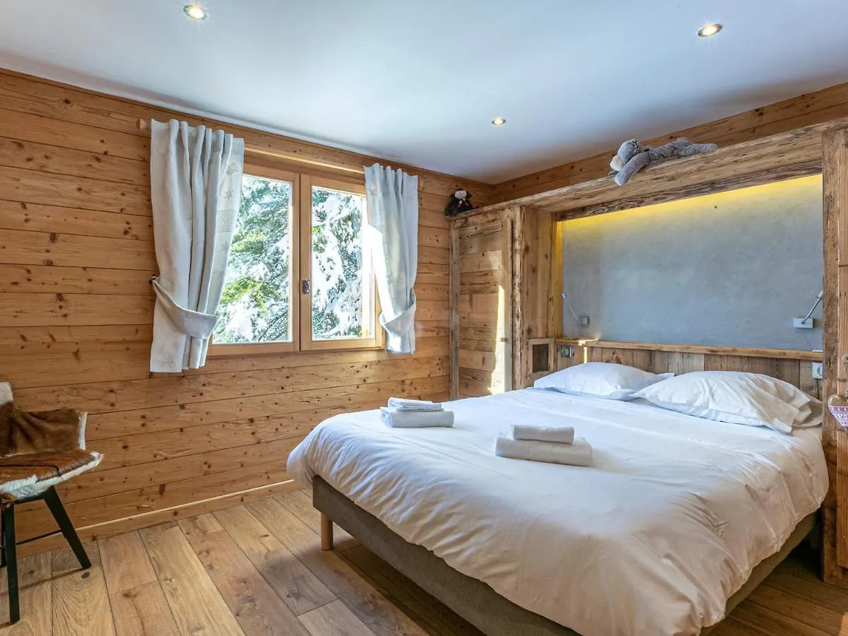 Chalet 4 Etoiles 13 Pers. A La Clusaz - Grande Terrasse, Garage, Wifi, Arret Skibus A Proximite - Fr-1-437-81 Villa France